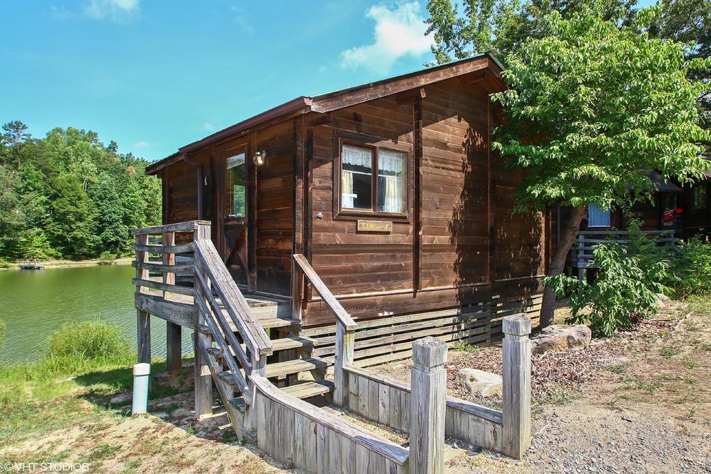 Forest Lake Camping Resort Lakefront Cabin 8 Advance Exterior photo